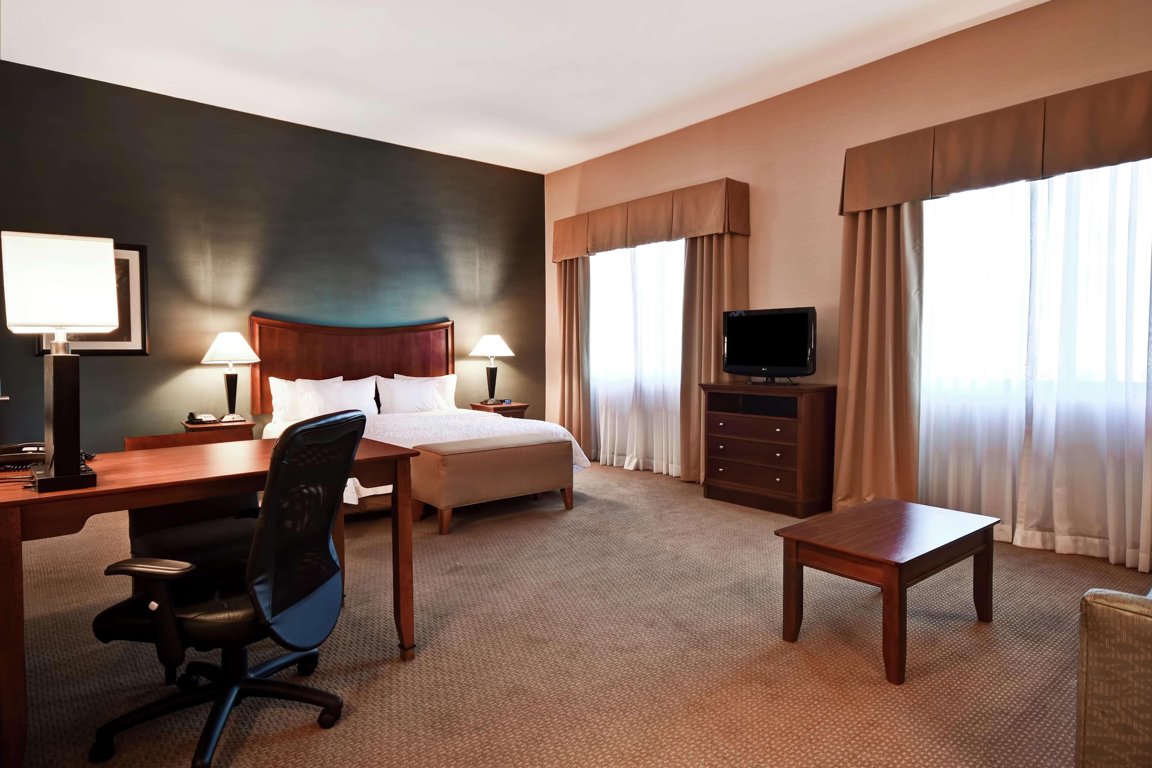 Hampton Inn & Suites Folsom Ngoại thất bức ảnh
