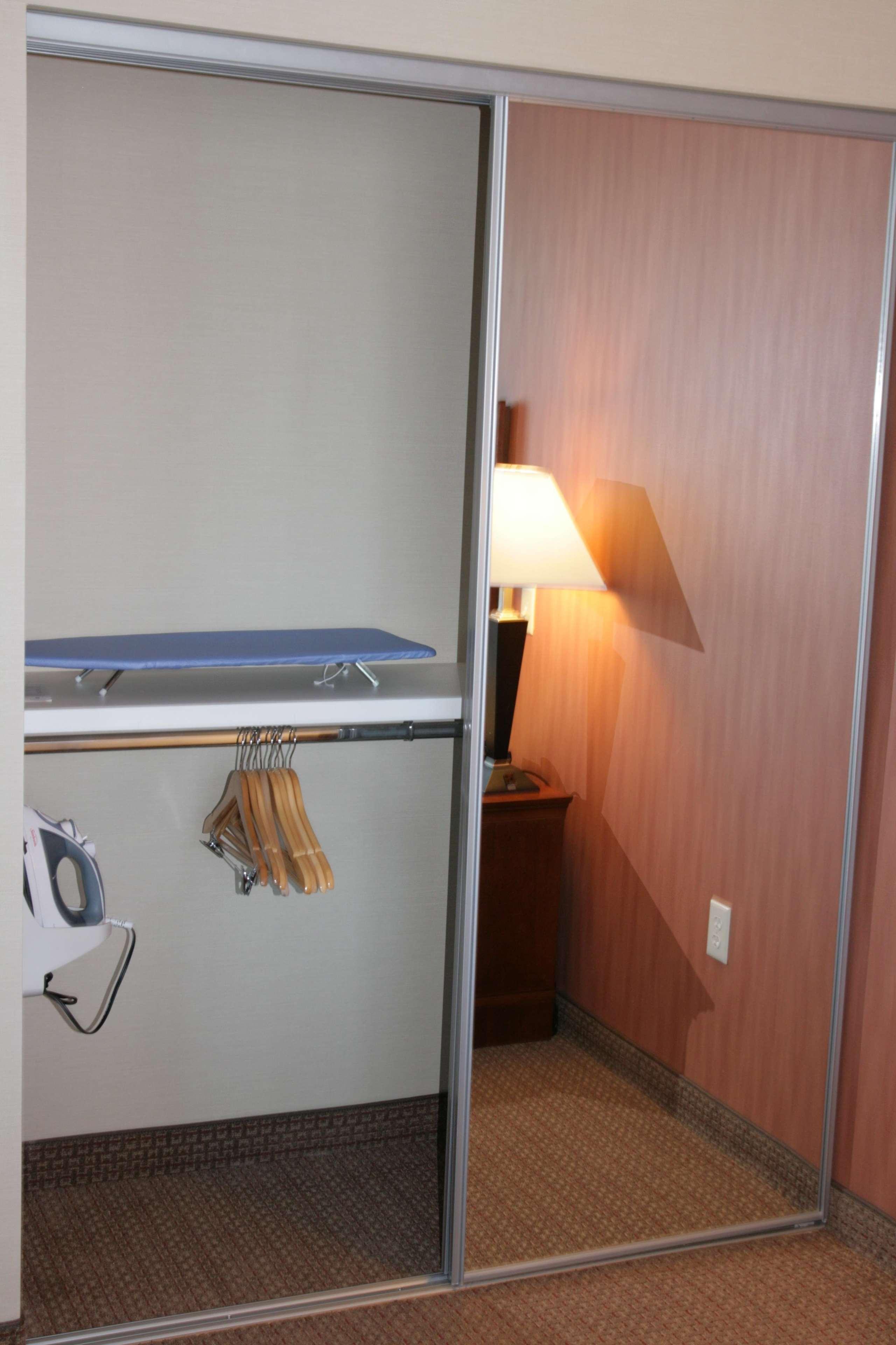 Hampton Inn & Suites Folsom Phòng bức ảnh