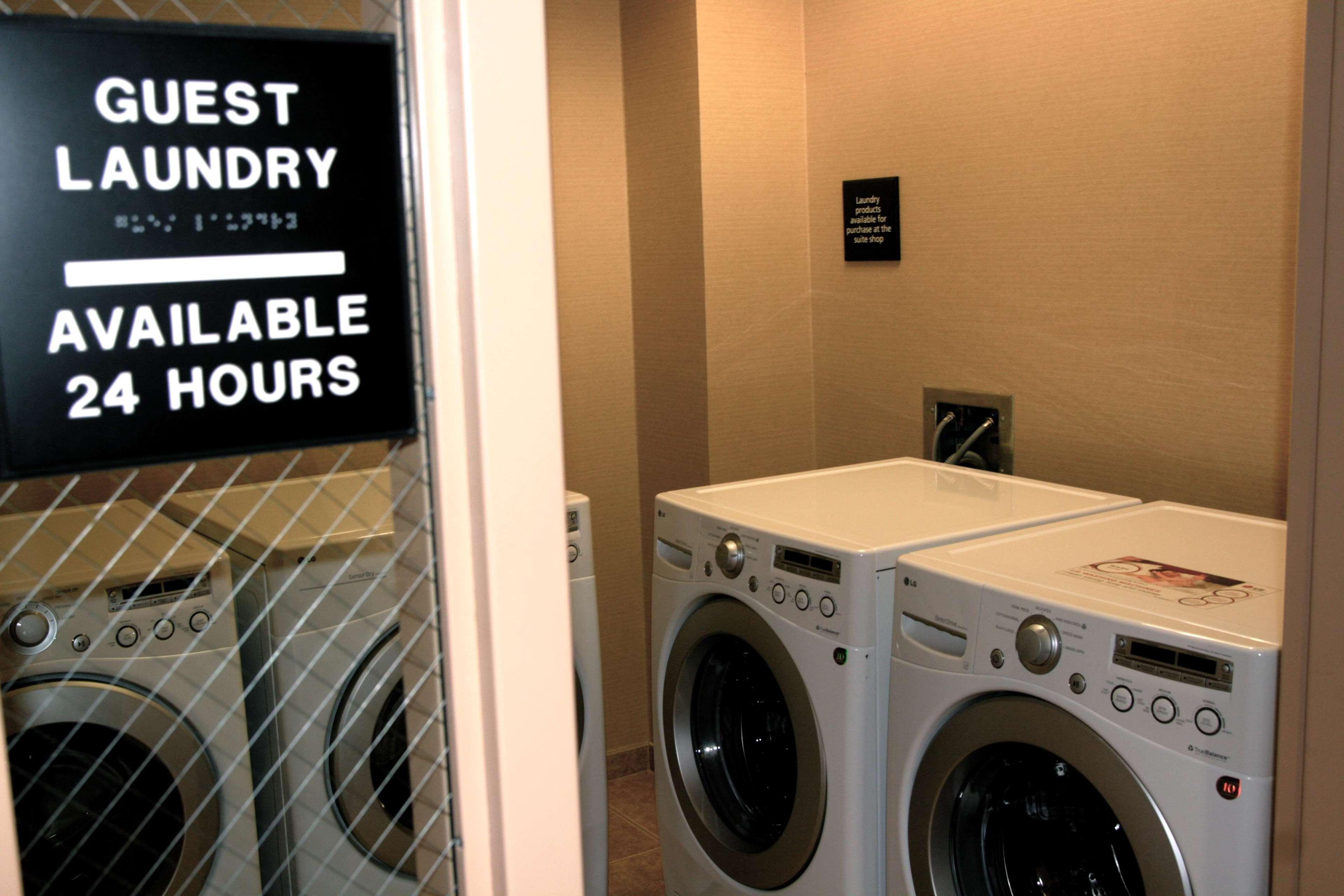 Hampton Inn & Suites Folsom Ngoại thất bức ảnh