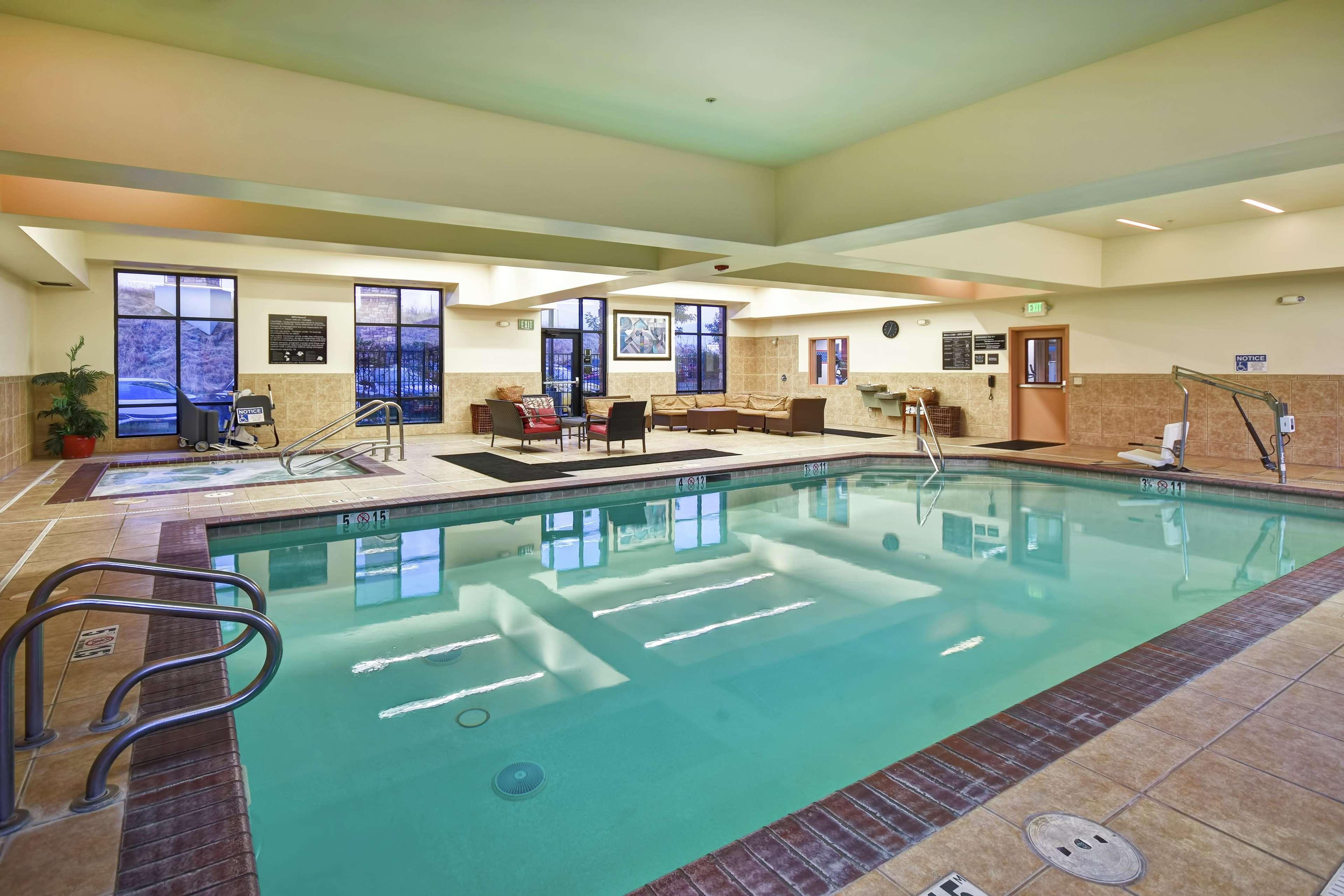 Hampton Inn & Suites Folsom Ngoại thất bức ảnh