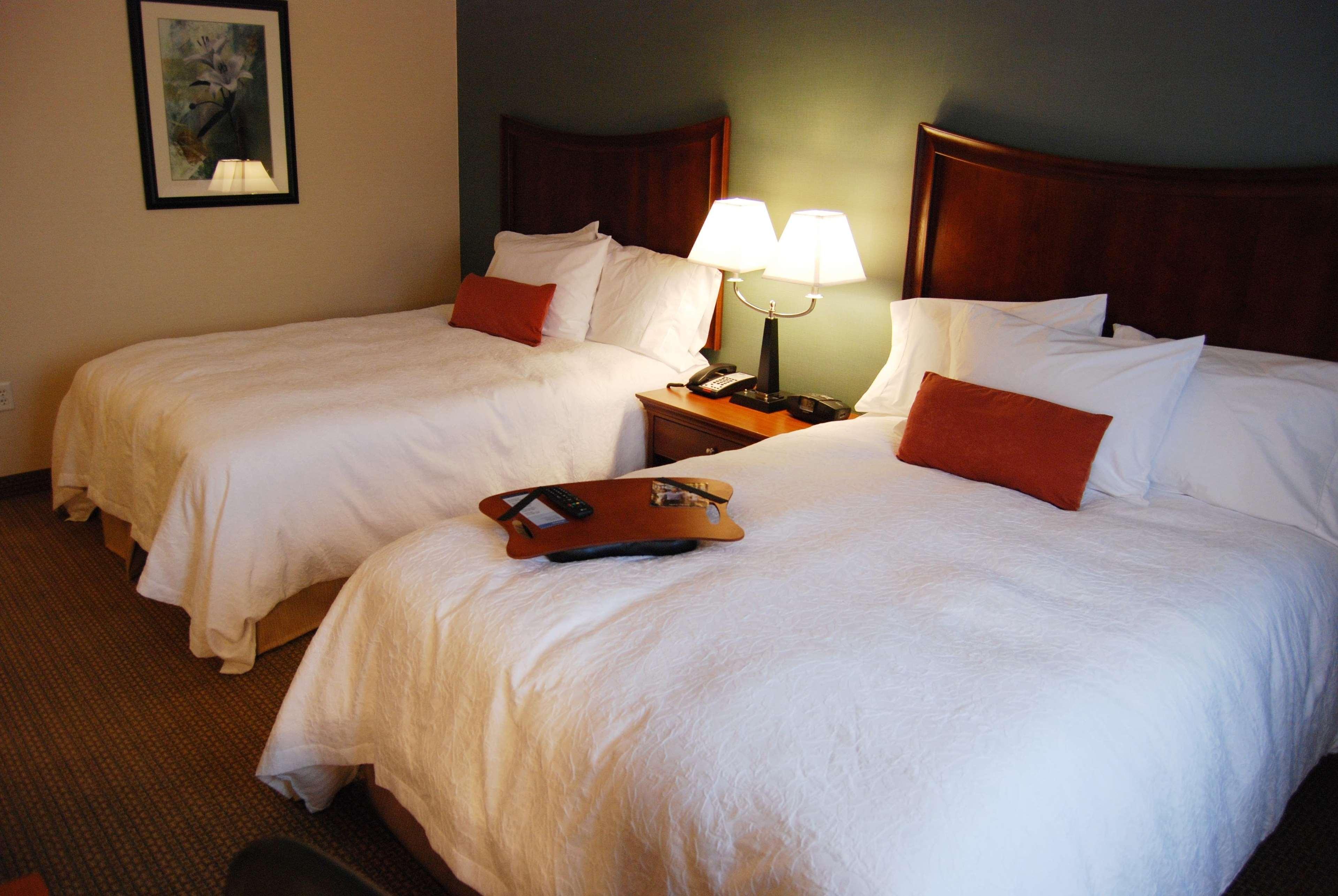 Hampton Inn & Suites Folsom Phòng bức ảnh