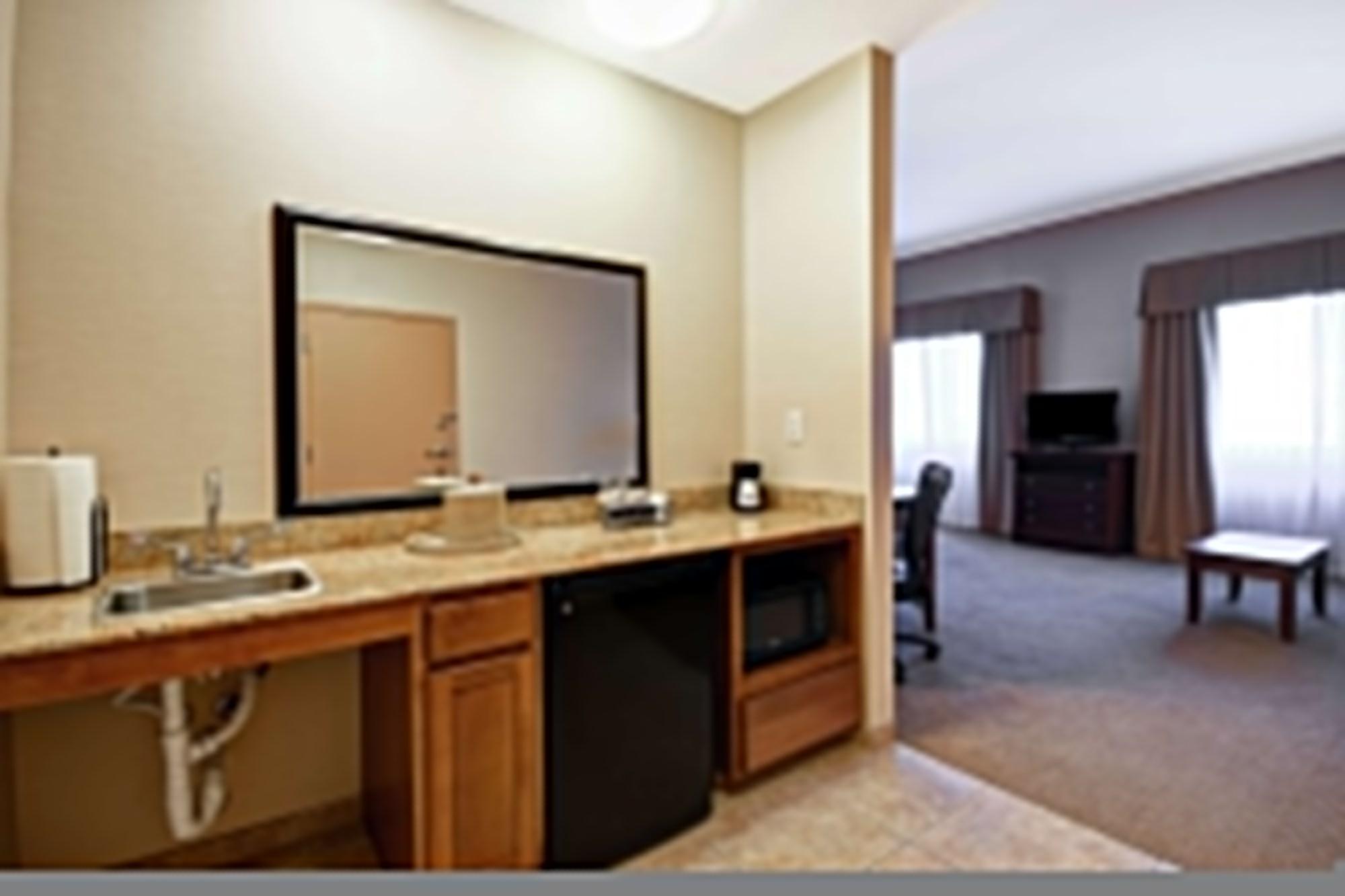 Hampton Inn & Suites Folsom Ngoại thất bức ảnh