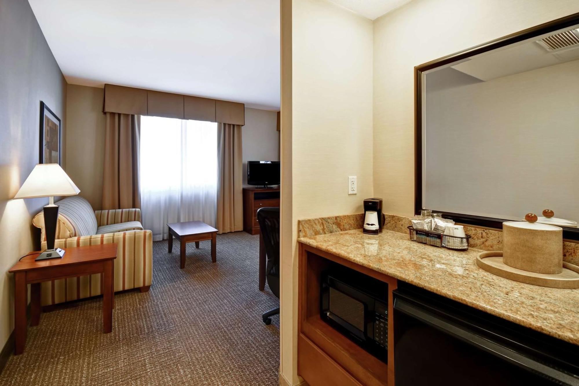 Hampton Inn & Suites Folsom Ngoại thất bức ảnh
