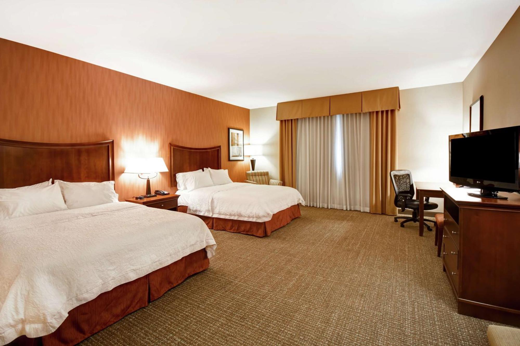 Hampton Inn & Suites Folsom Ngoại thất bức ảnh