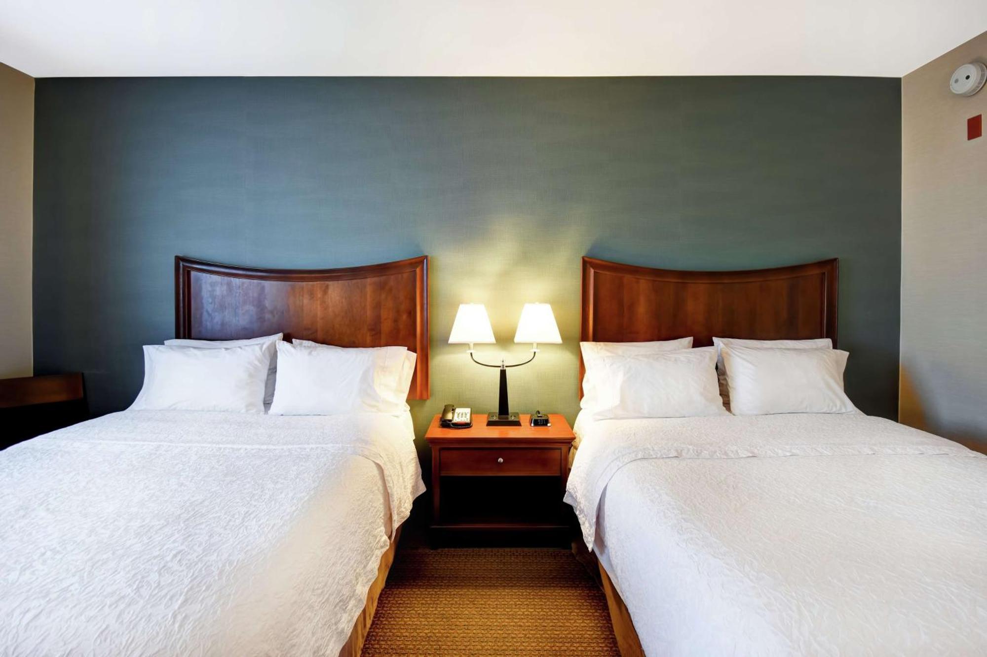 Hampton Inn & Suites Folsom Ngoại thất bức ảnh